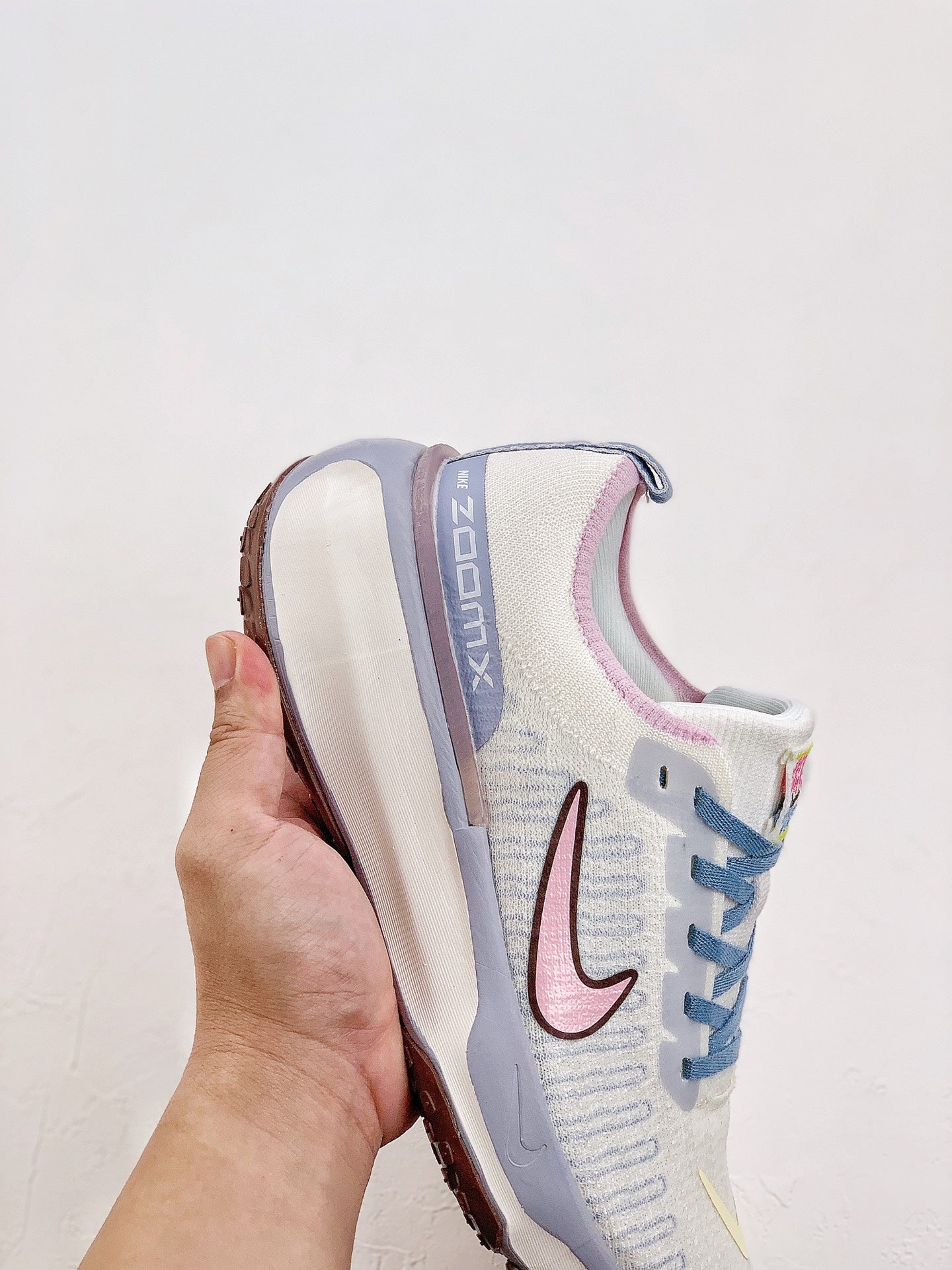 Nike Air Zoom X Invincible Run 3