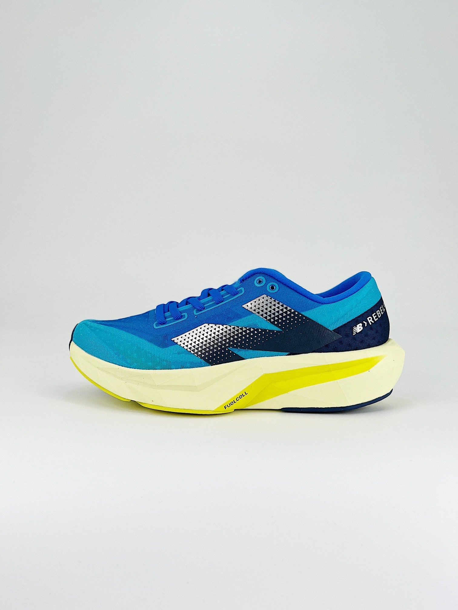 New Balance Rebel V4