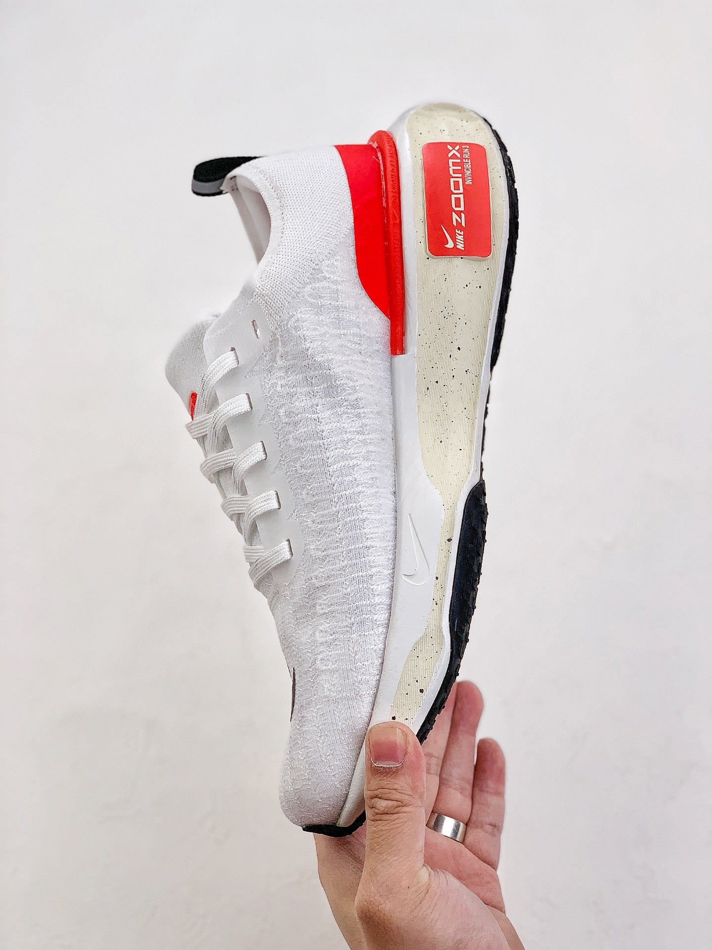 Nike Air Zoom X Invincible Run 3