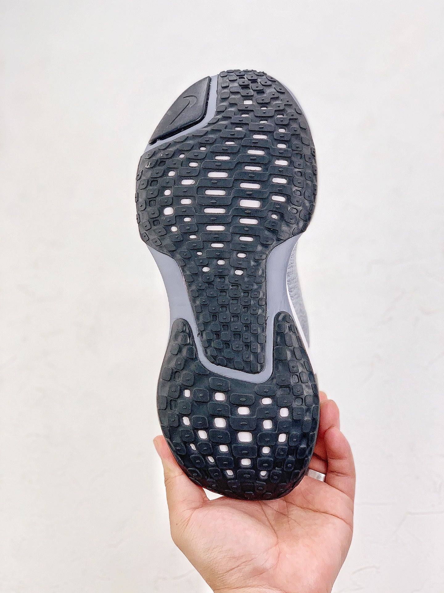 Nike Air Zoom X Invincible Run 3
