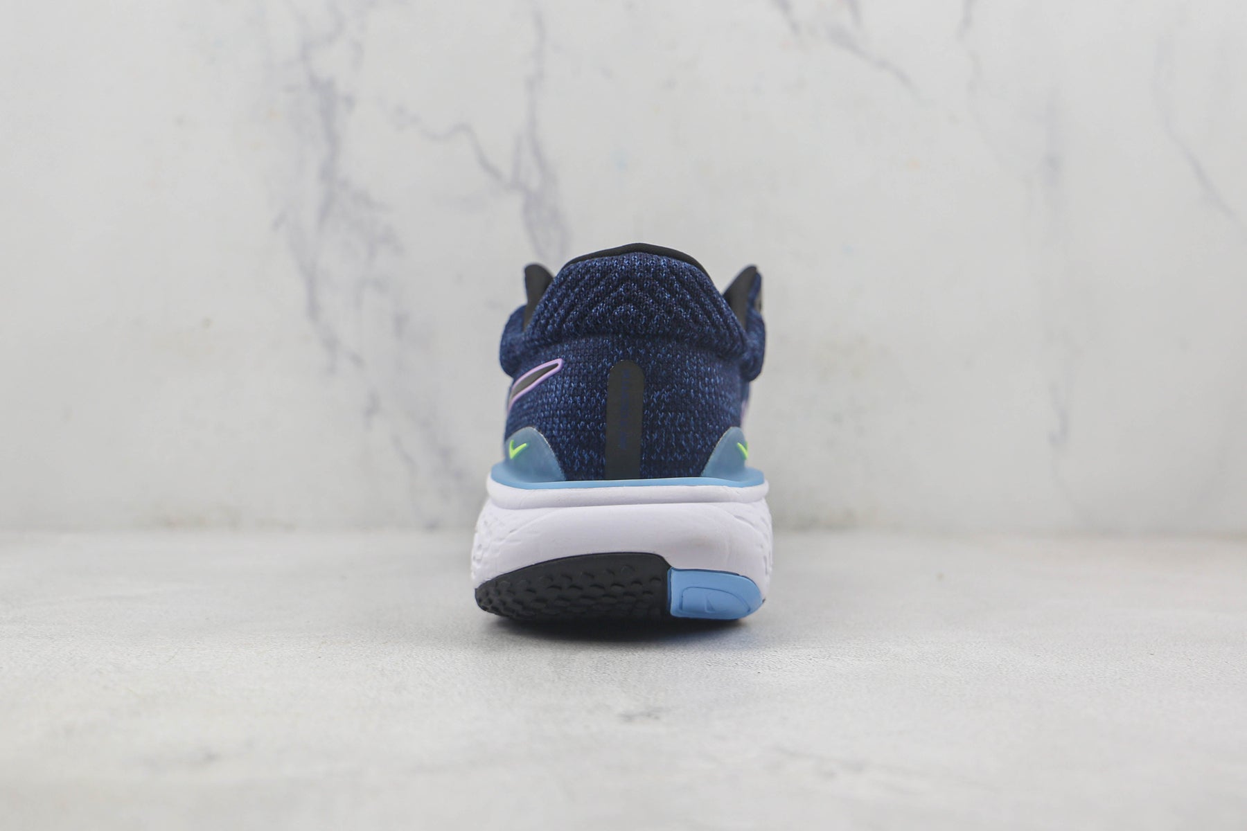 Nike Air ZoomX Invencible Run FK