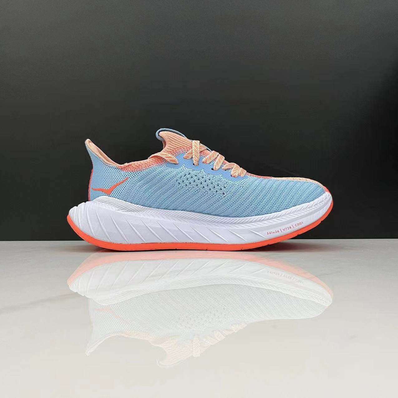Hoka Carbon X3