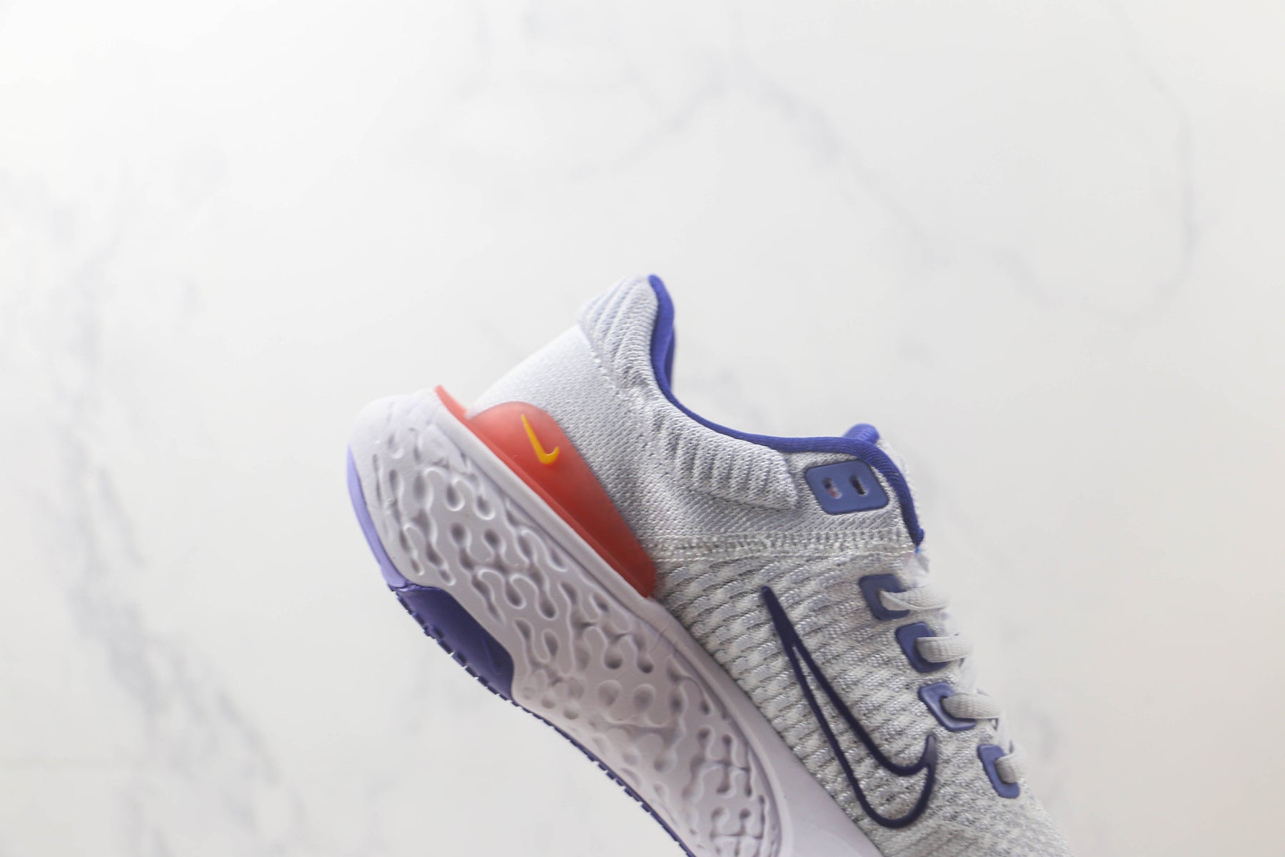 Nike Air ZoomX Invencible Run FK
