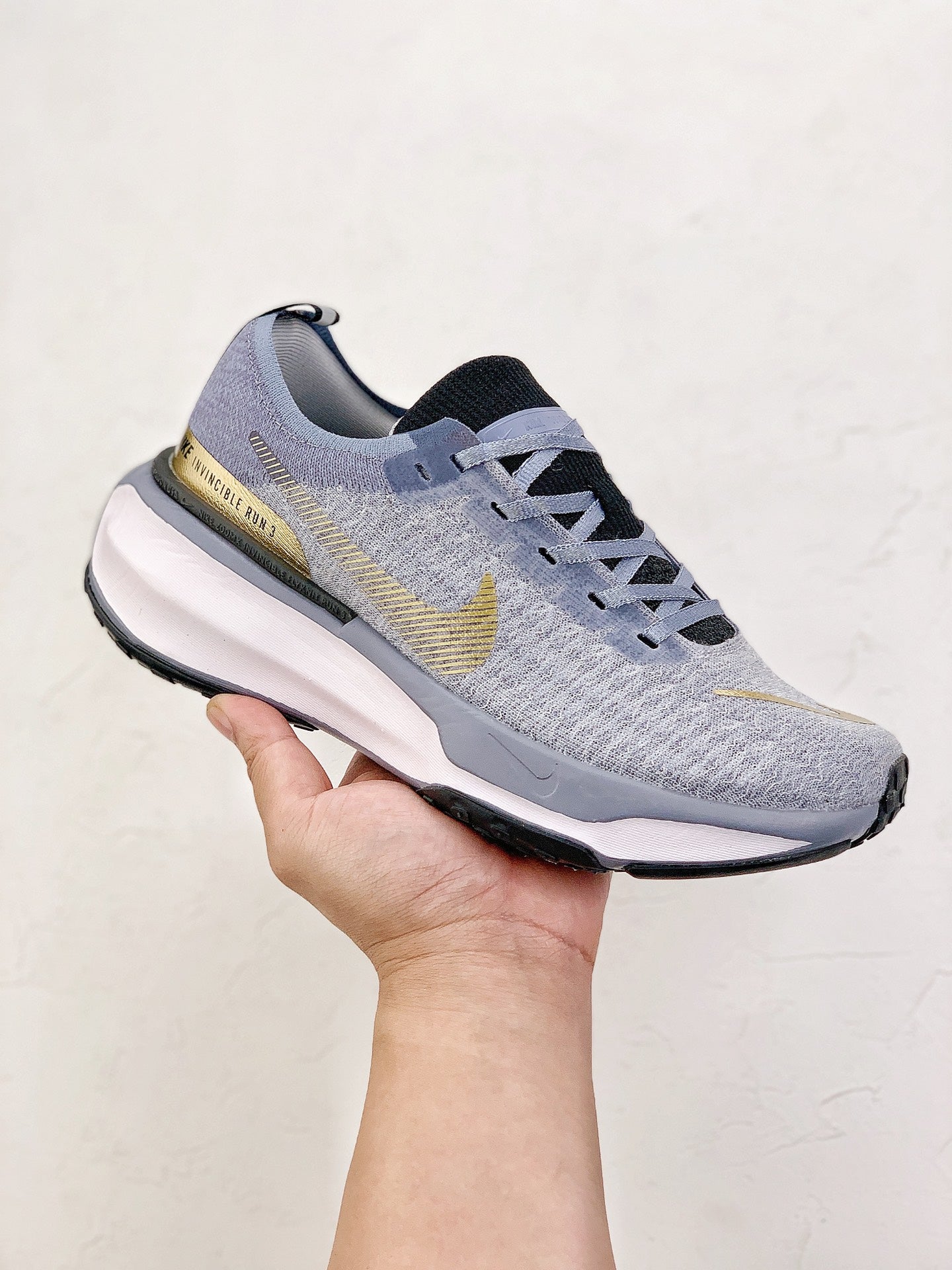 Nike Air Zoom X Invincible Run 3