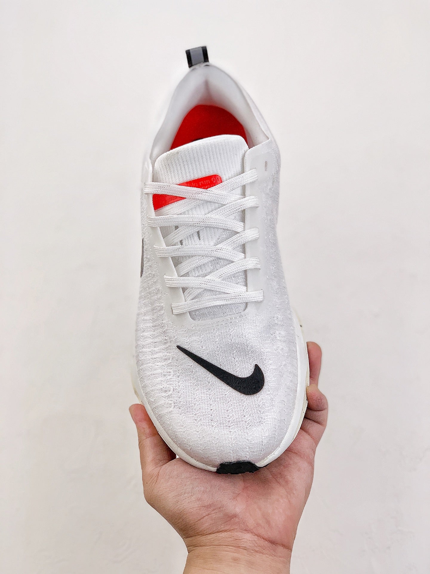 Nike Air Zoom X Invincible Run 3