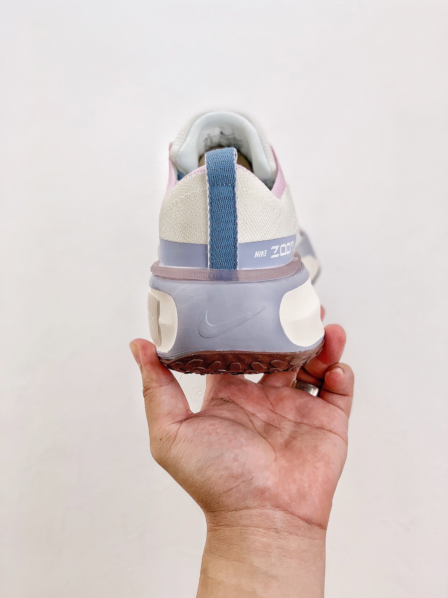 Nike Air Zoom X Invincible Run 3