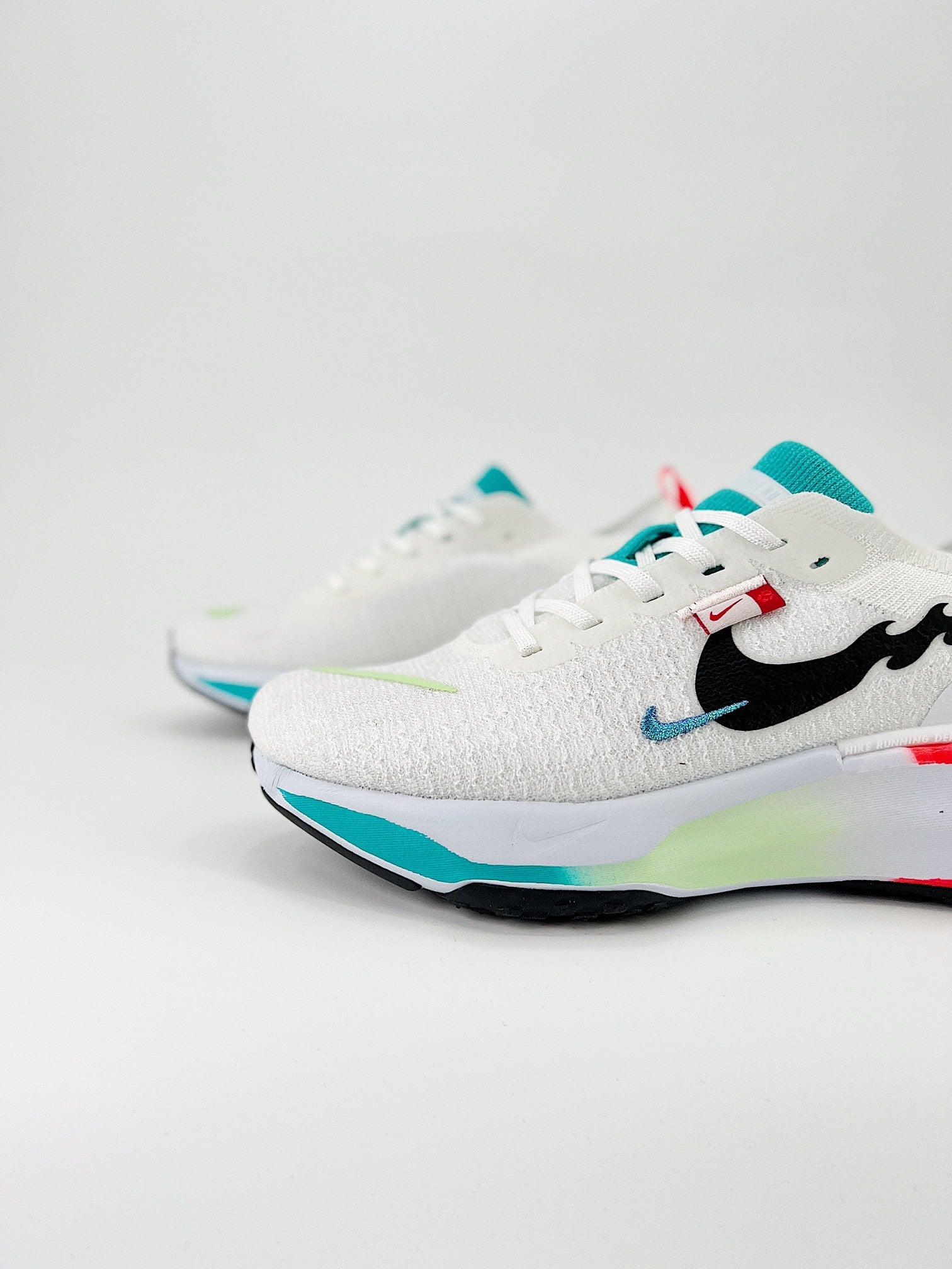 Nike Air Zoom X Invincible Run 3