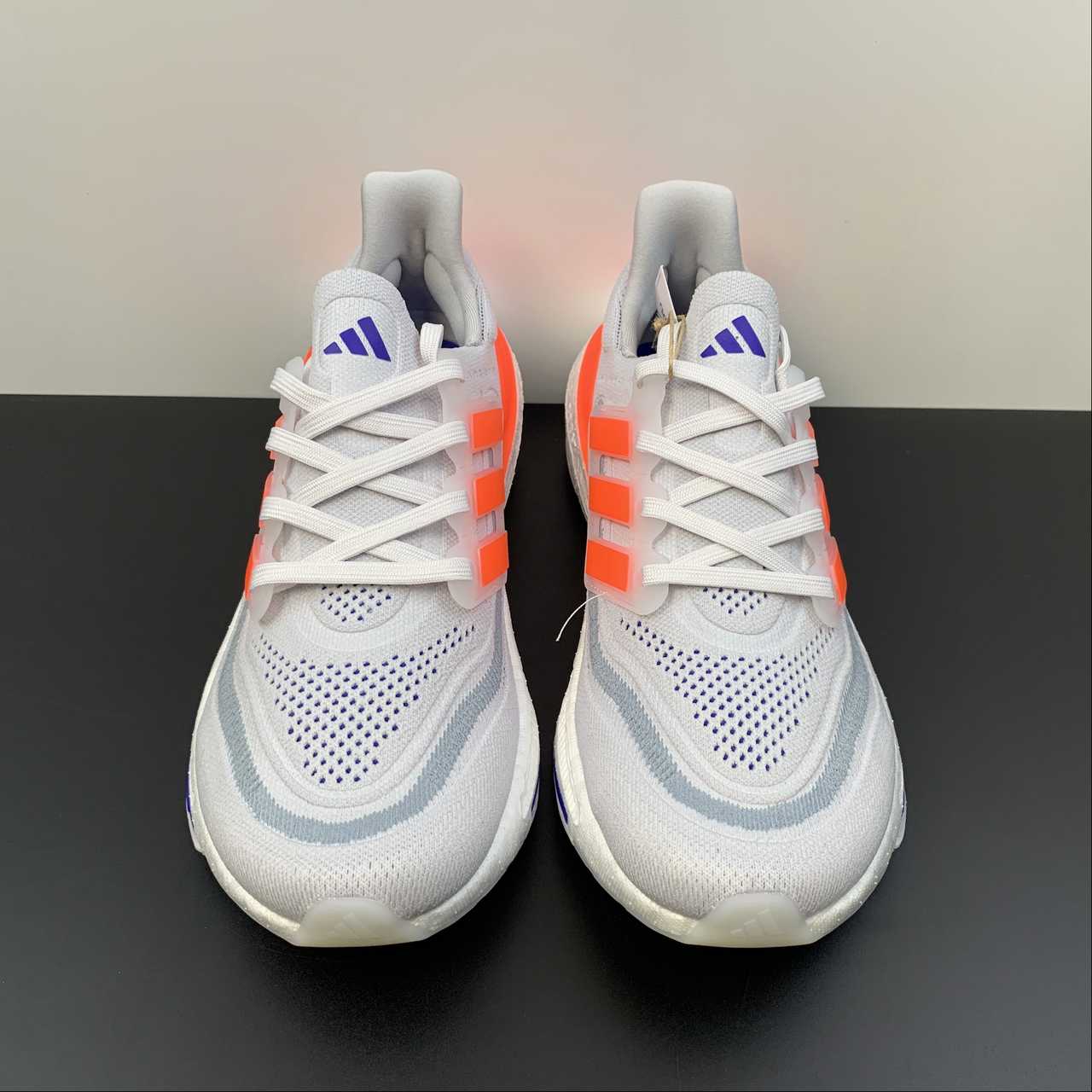Adidas Ultraboost Light 23