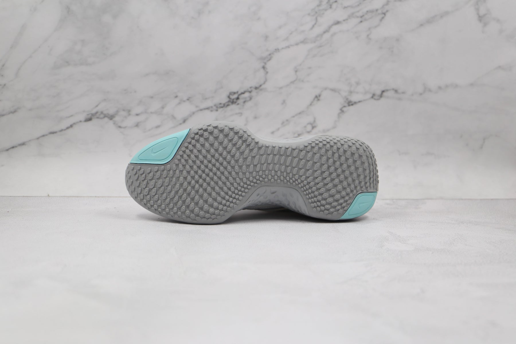 Nike Air ZoomX Invencible Run FK