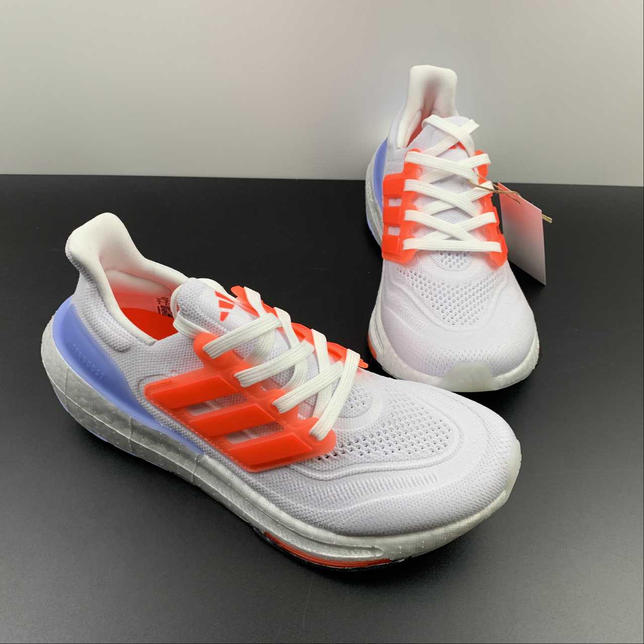 Adidas Ultraboost Light 23