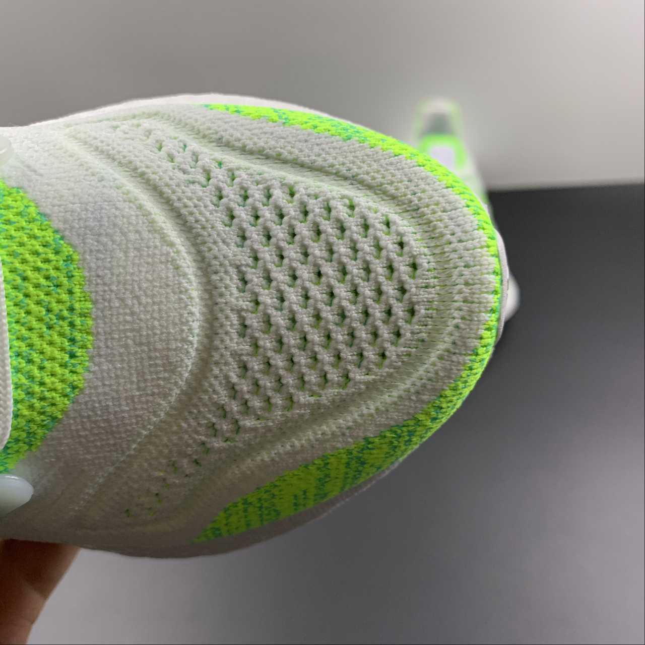 Adidas Ultraboost 22