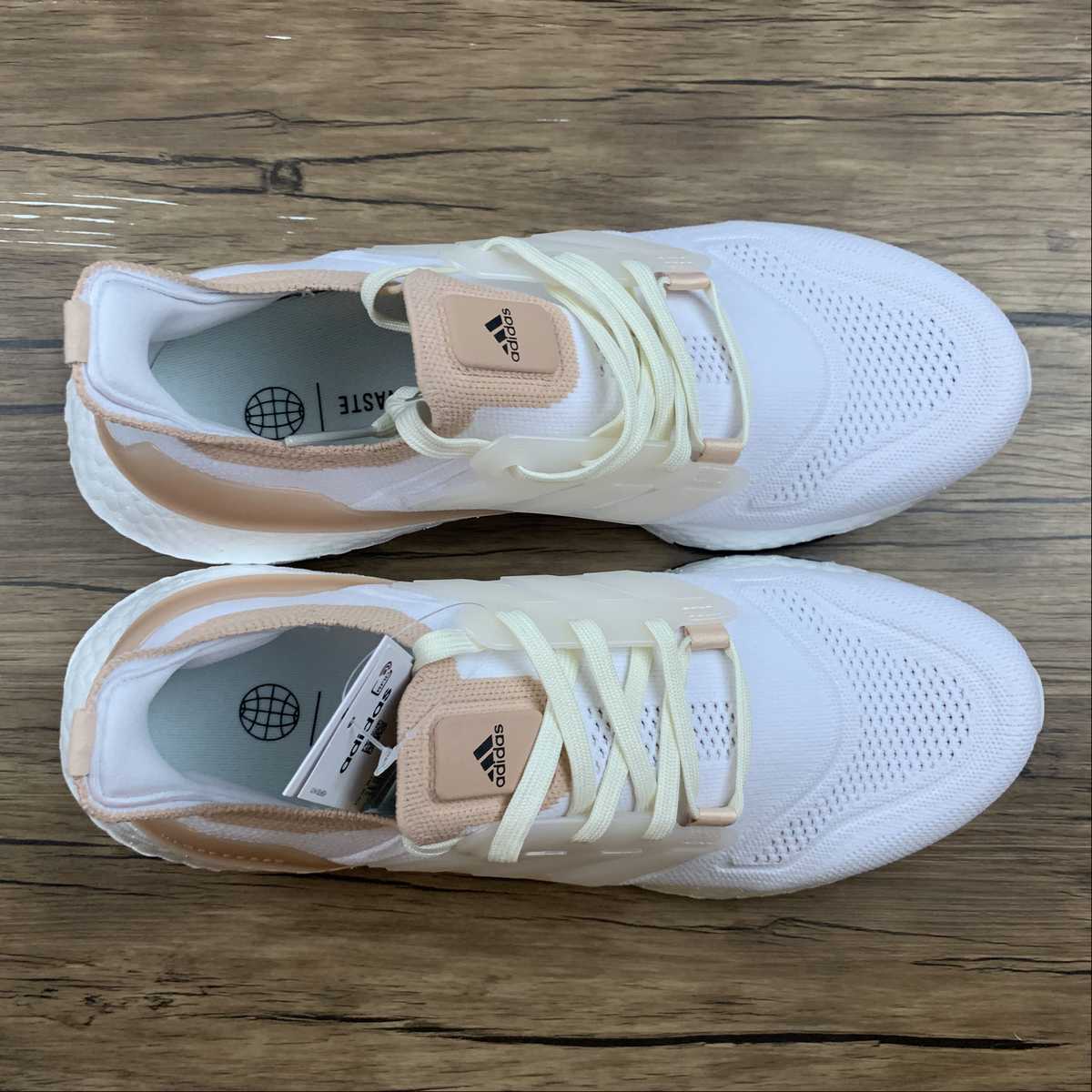 Adidas Ultraboost 22