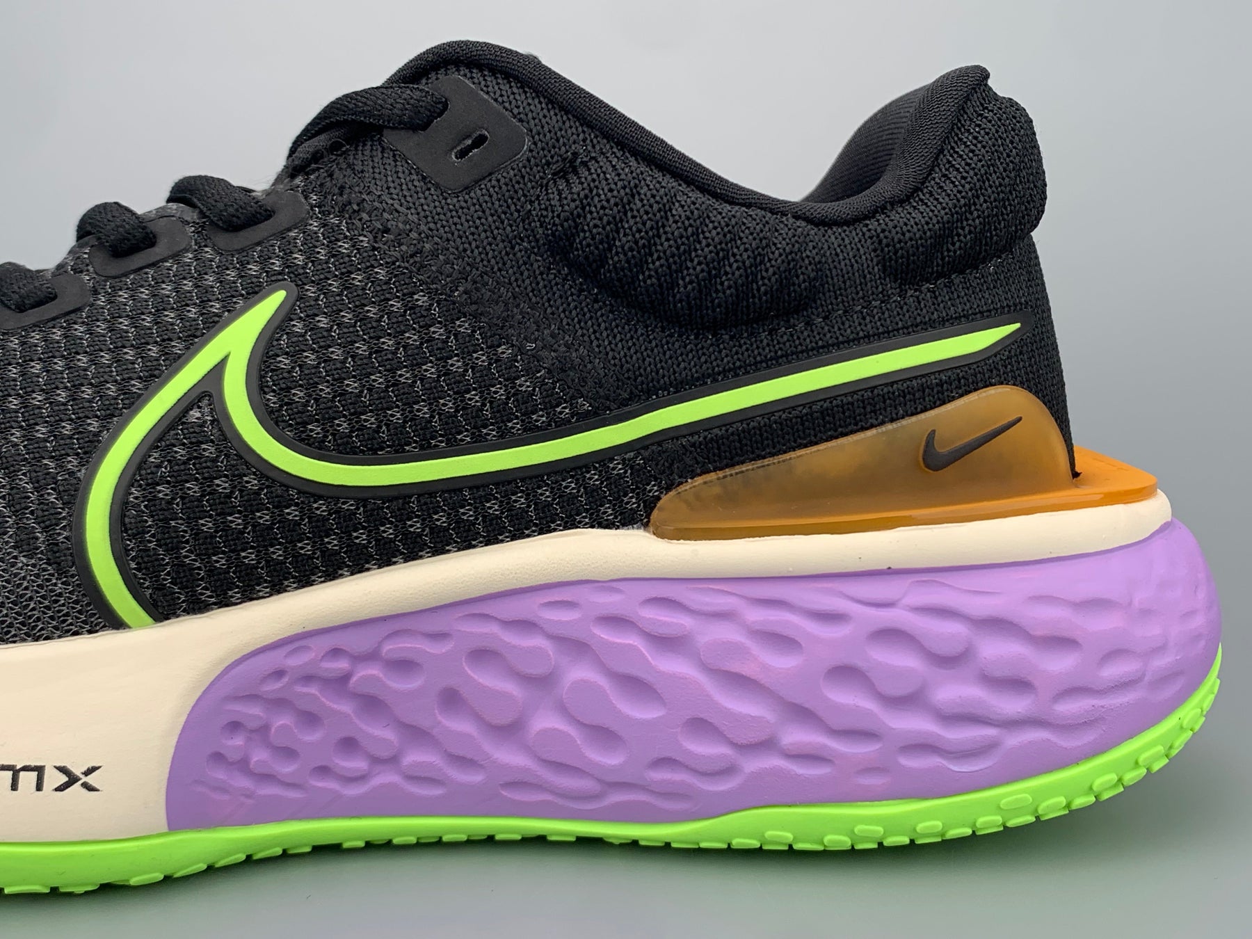Nike Air ZoomX Invencible Run FK