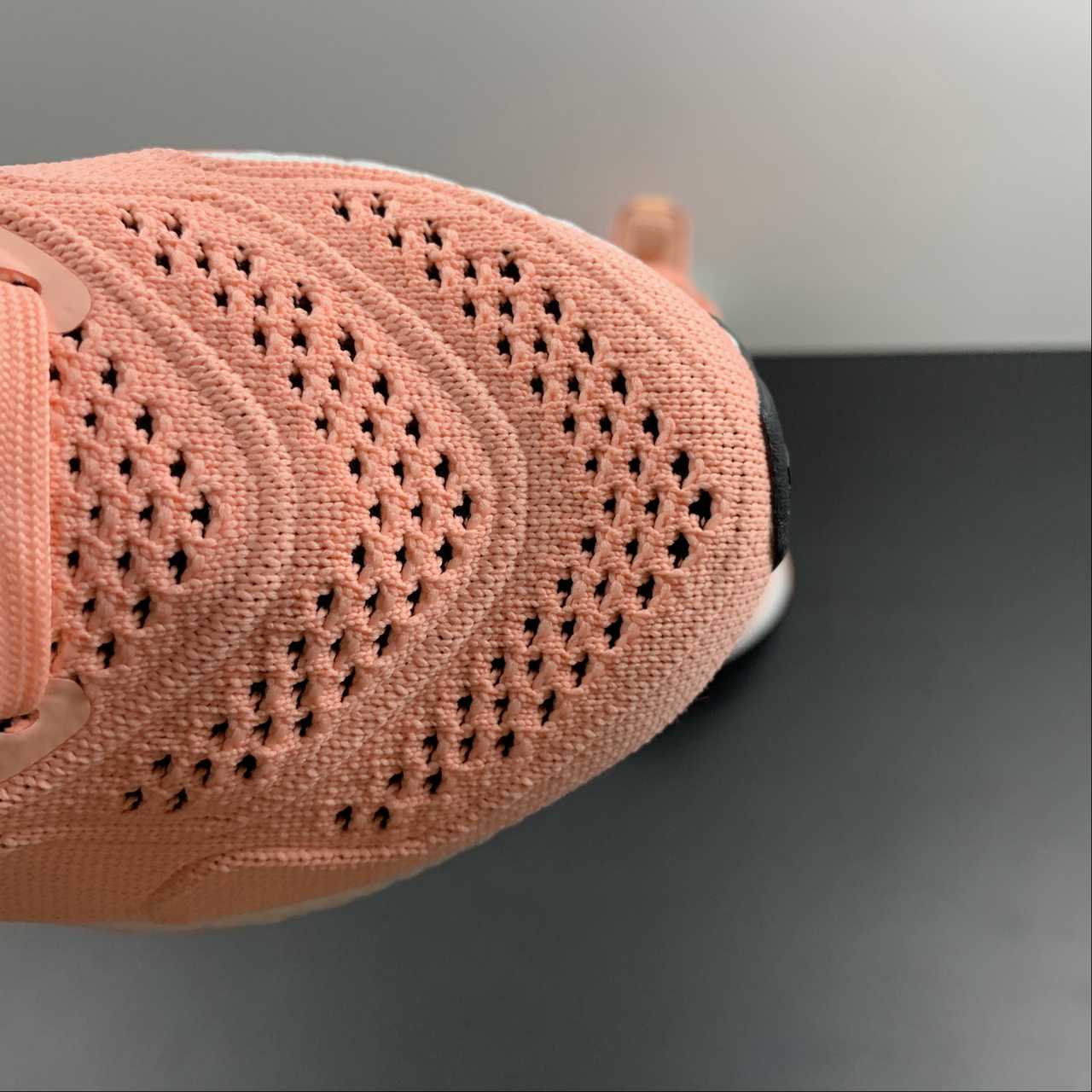 Adidas Ultraboost 22