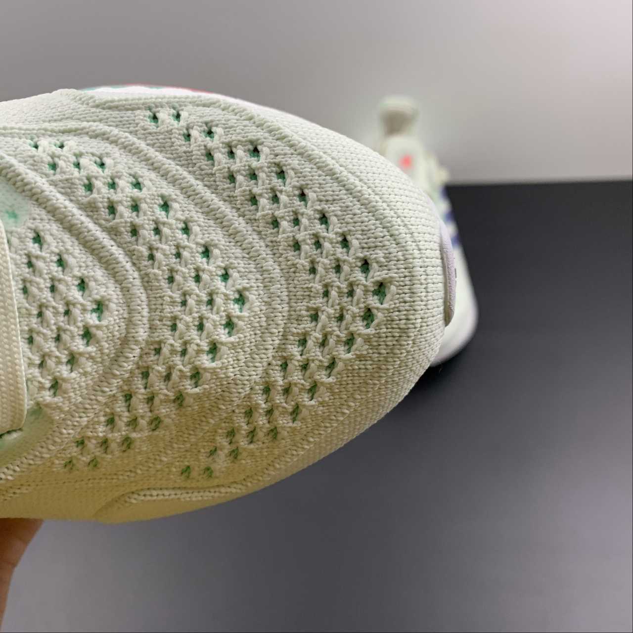 Adidas Ultraboost 22