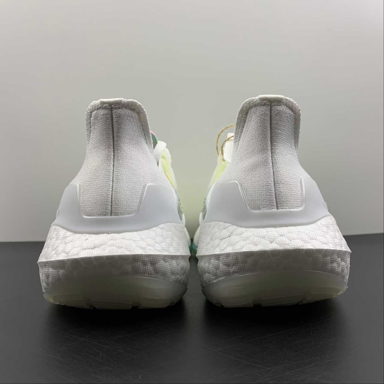 Adidas Ultraboost 22