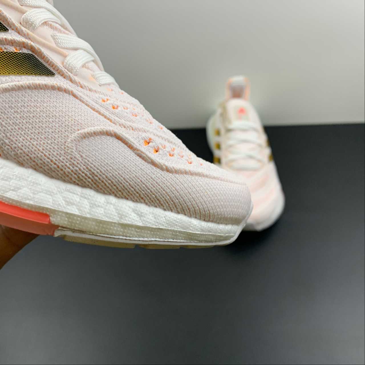 Adidas Ultraboost 22