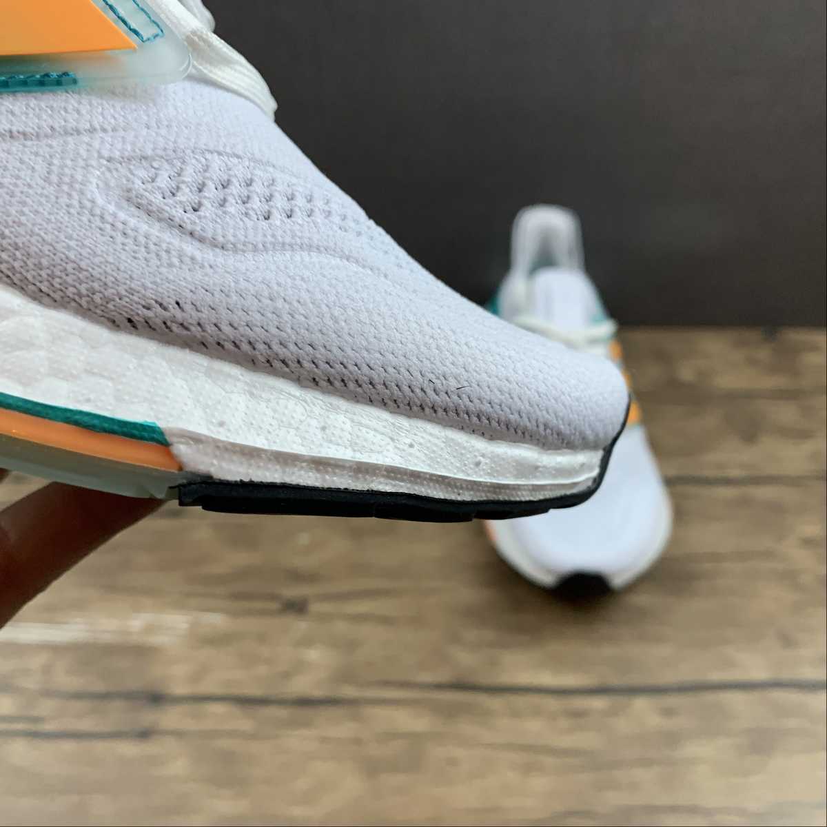 Adidas Ultraboost 22