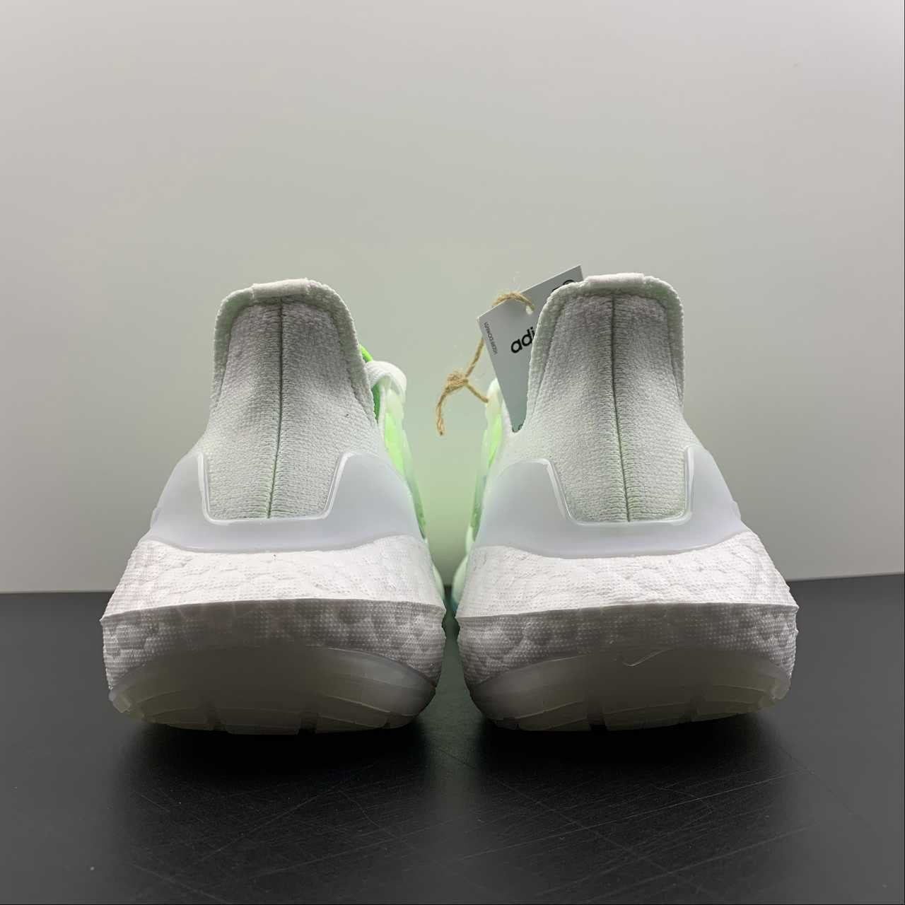 Adidas Ultraboost 22