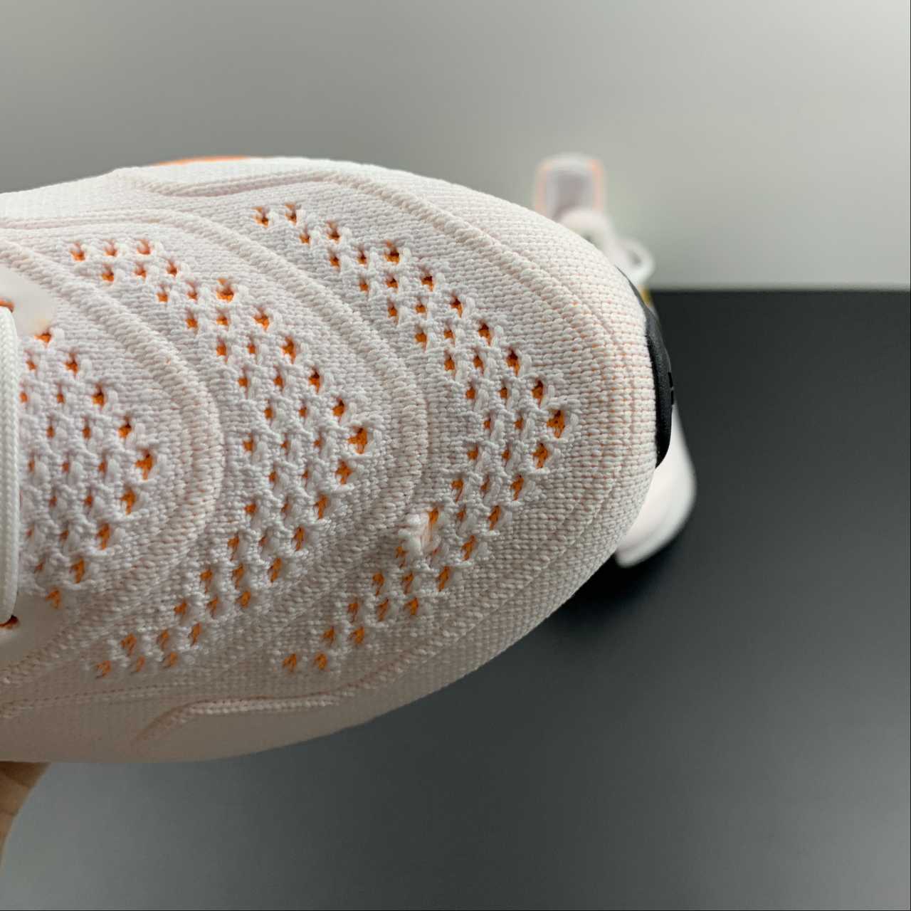 Adidas Ultraboost 22