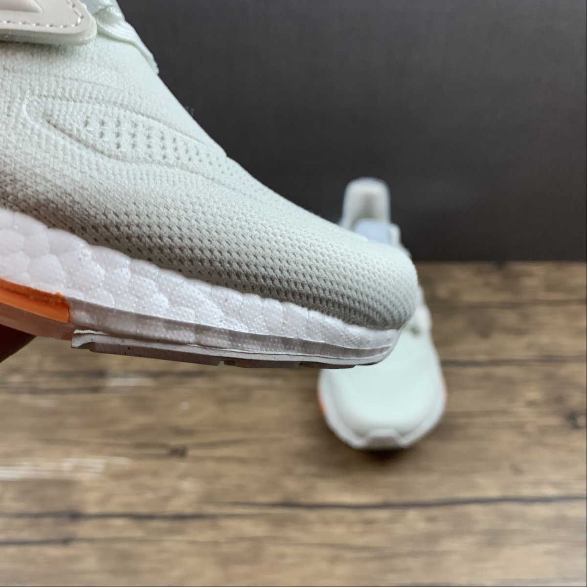 Adidas Ultraboost 22
