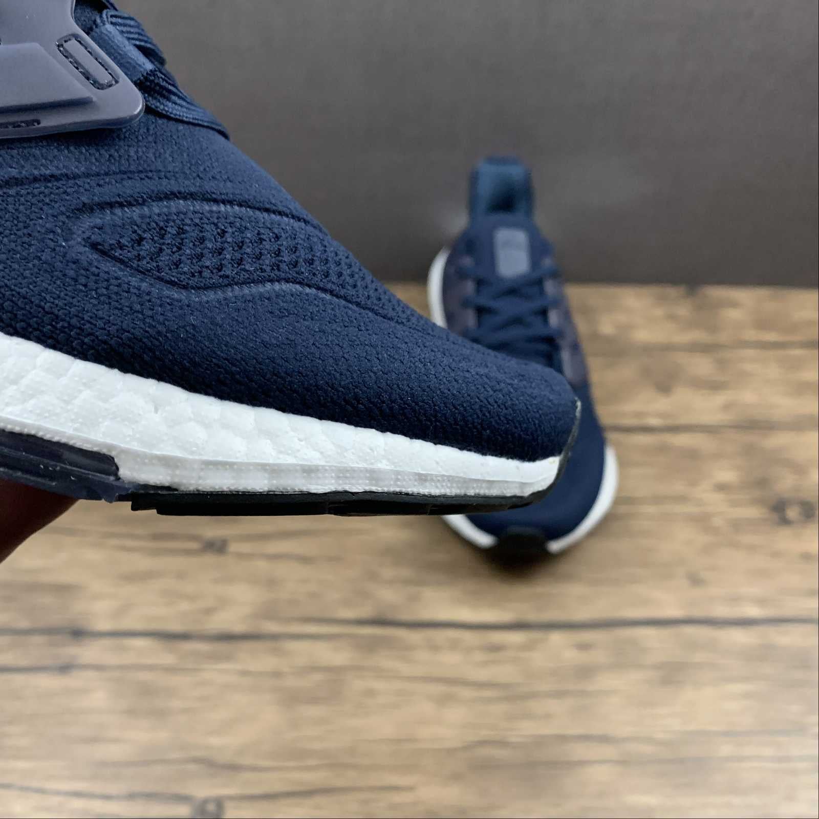 Adidas Ultraboost 22
