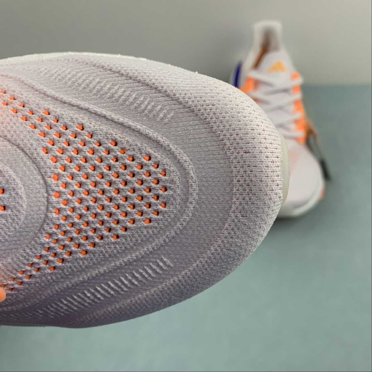 Adidas Ultraboost Light 23
