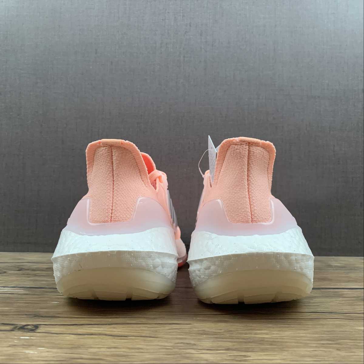 Adidas Ultraboost 22