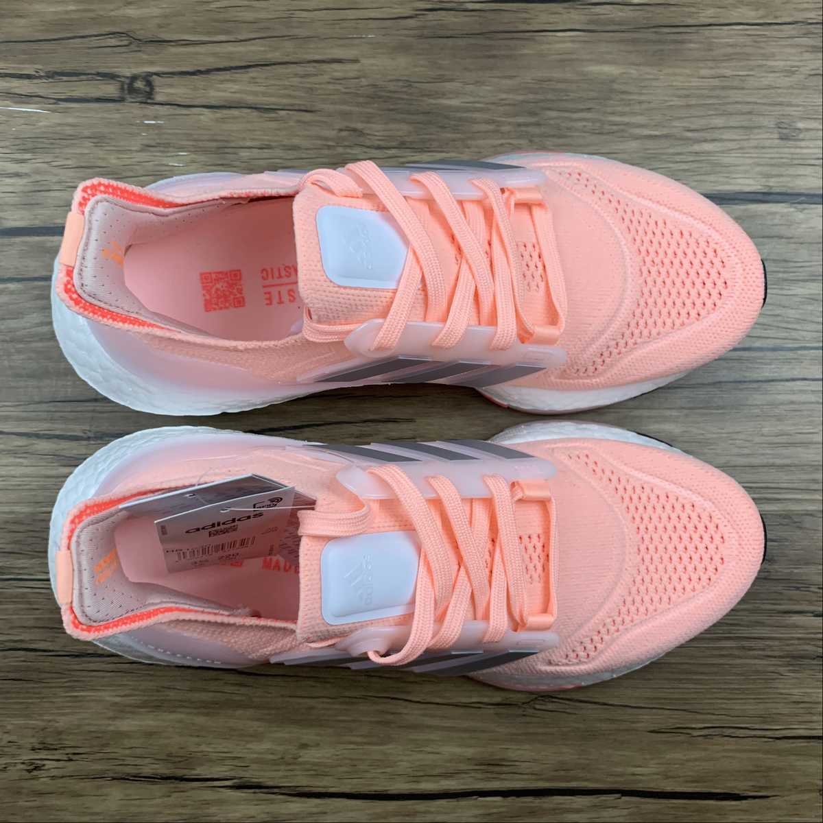 Adidas Ultraboost 22