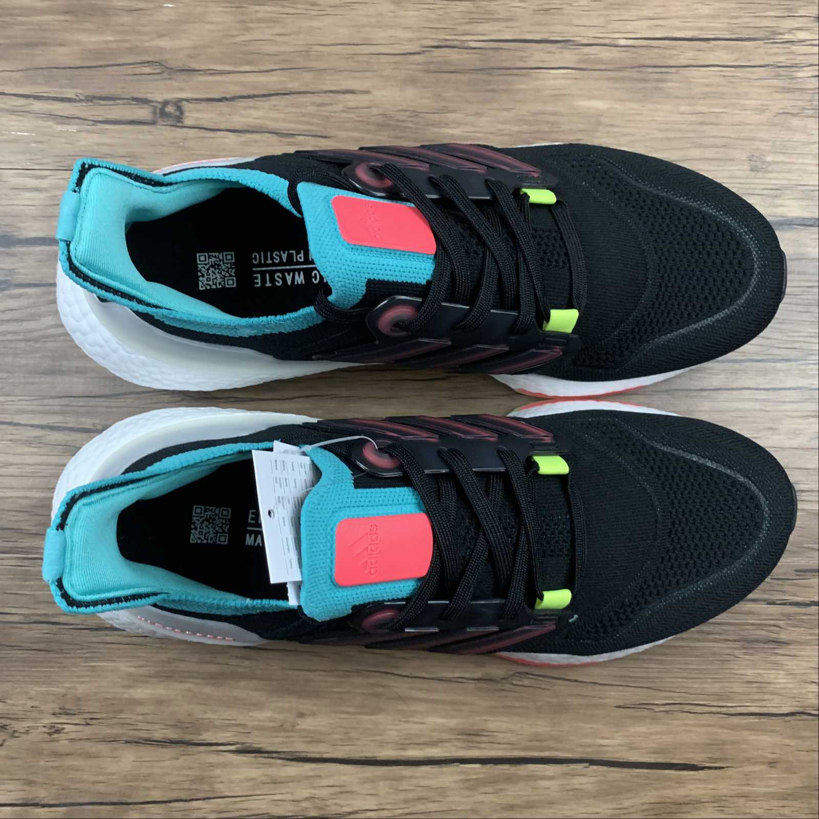 Adidas Ultraboost 22