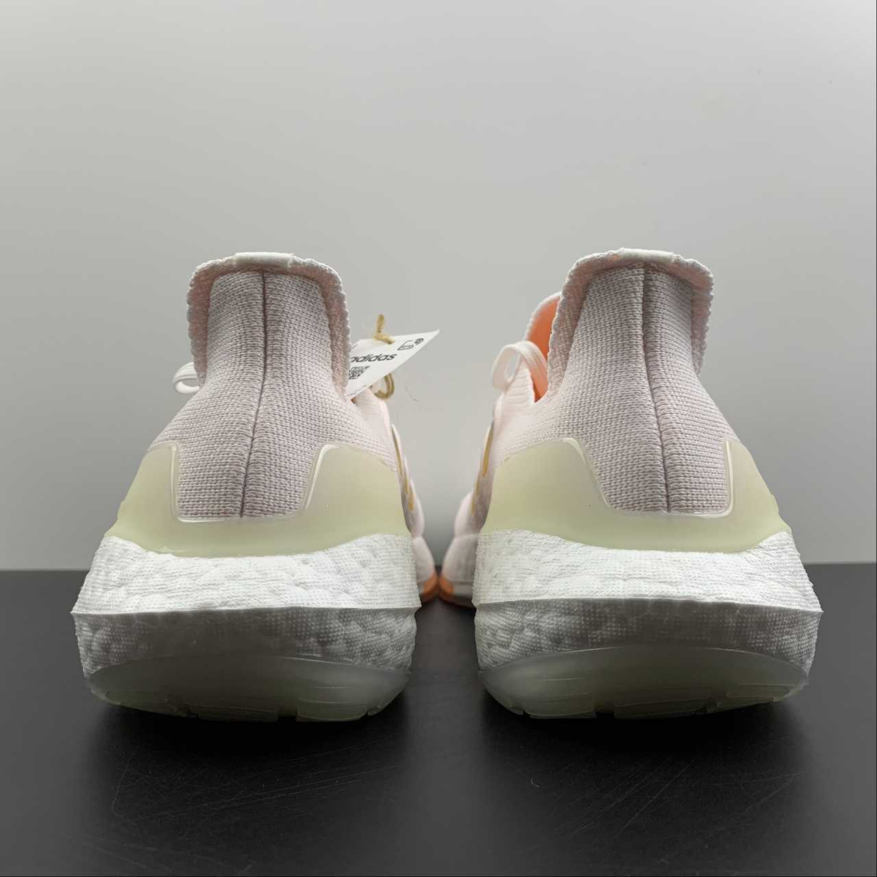 Adidas Ultraboost 22