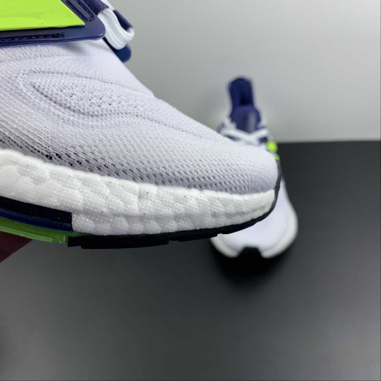 Adidas Ultraboost 22