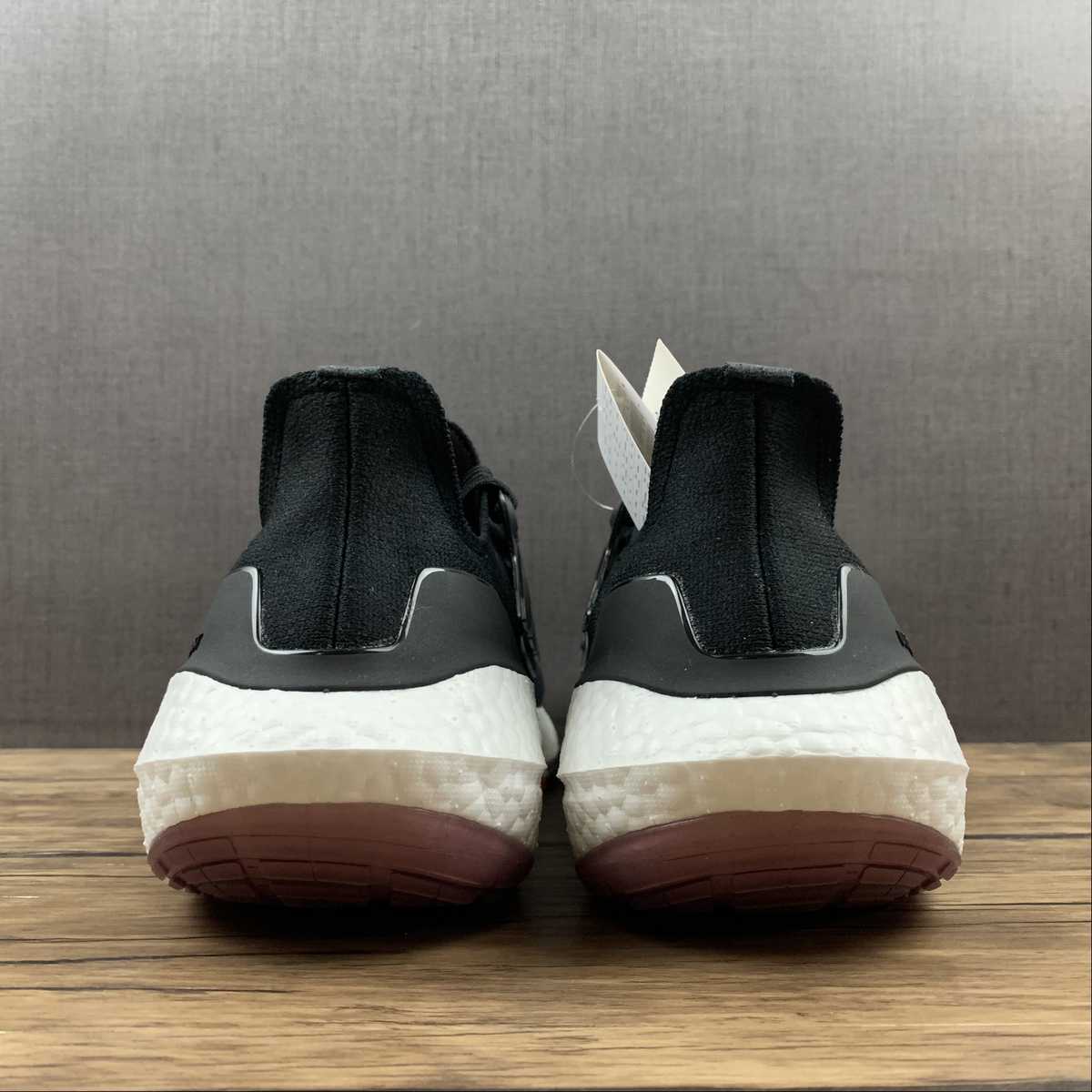 Adidas Ultraboost 22