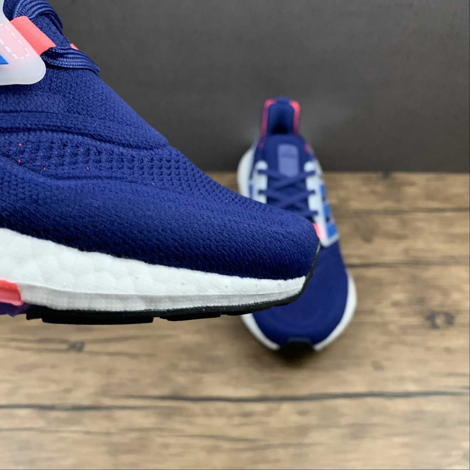 Adidas Ultraboost 22