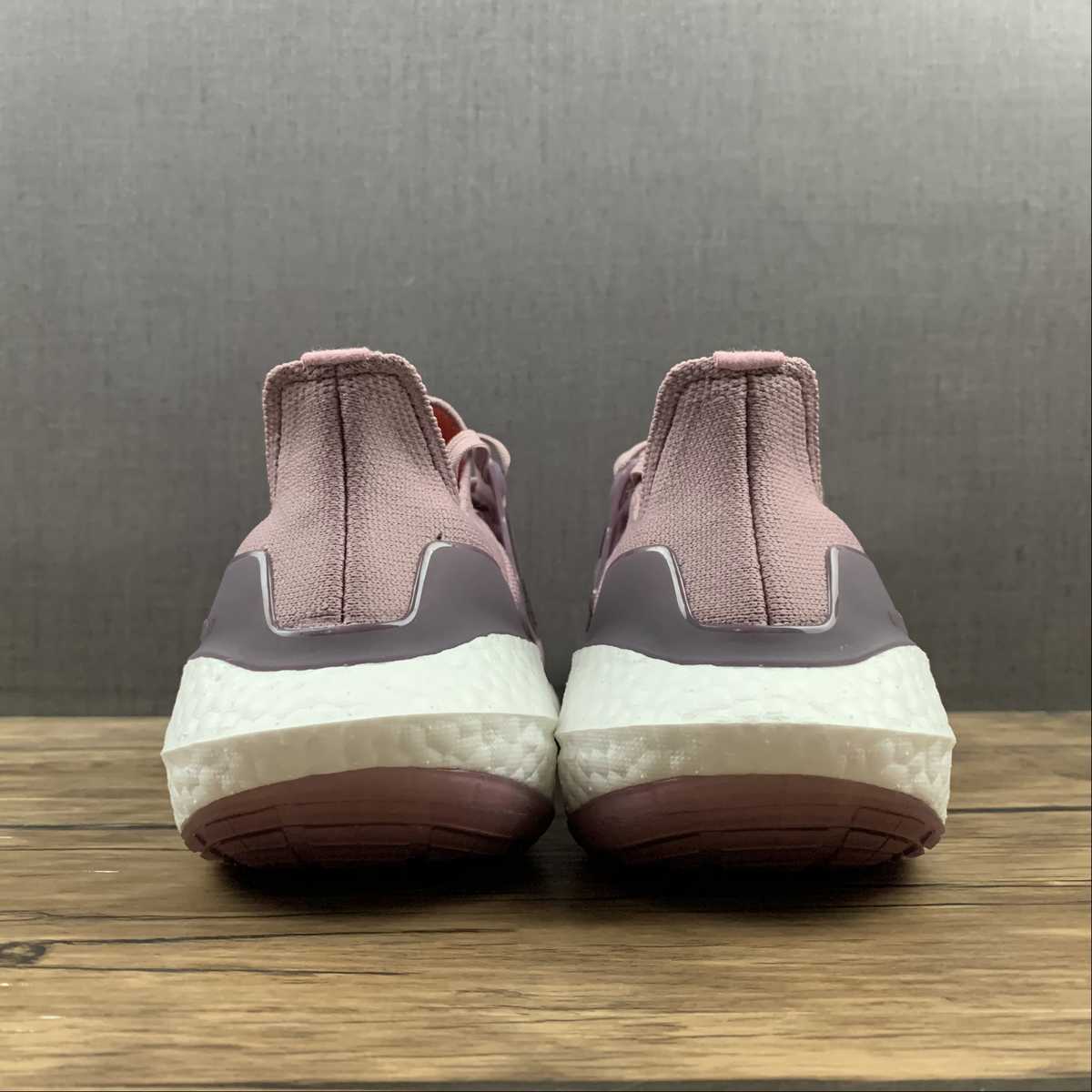 Adidas Ultraboost 22