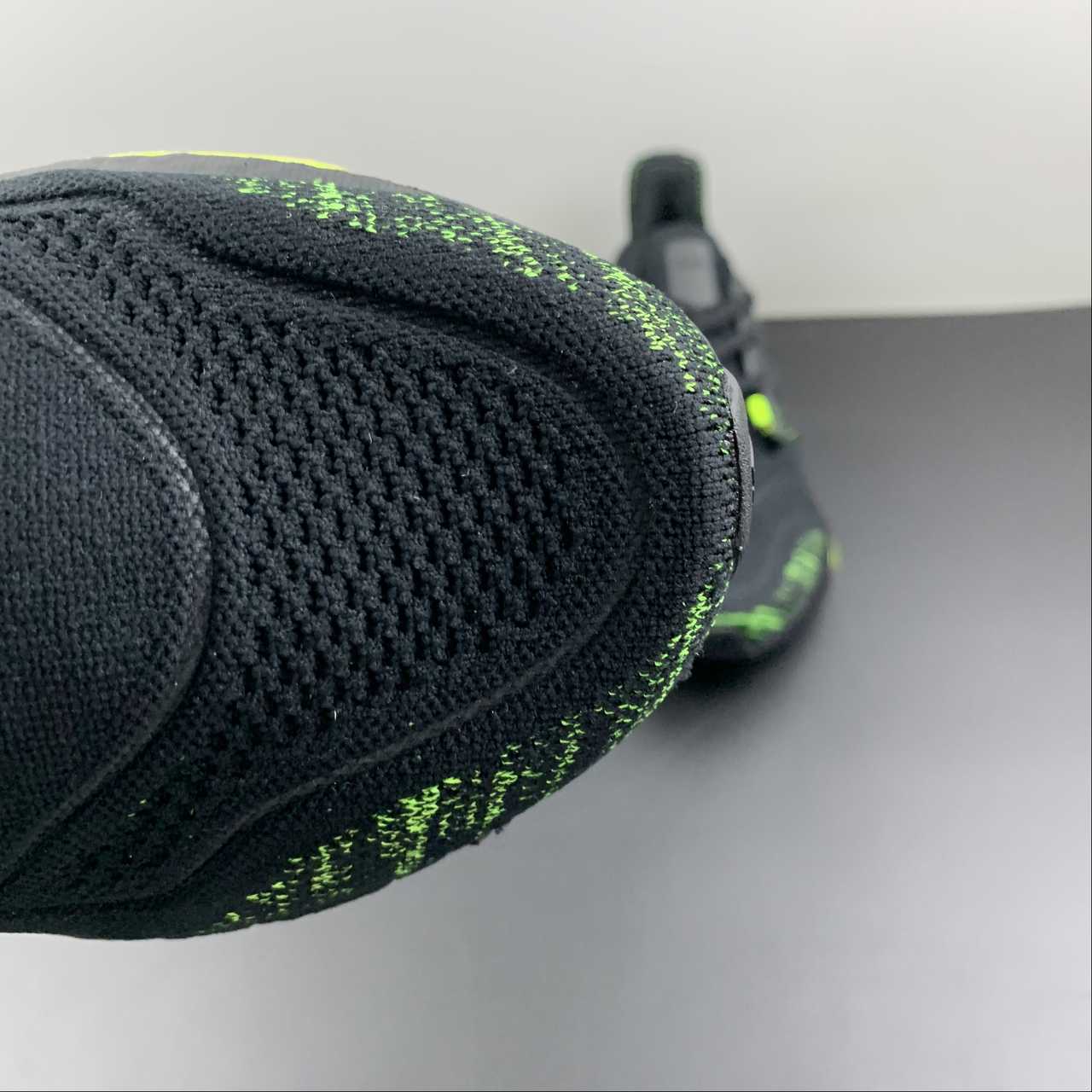 Adidas Ultraboost 22