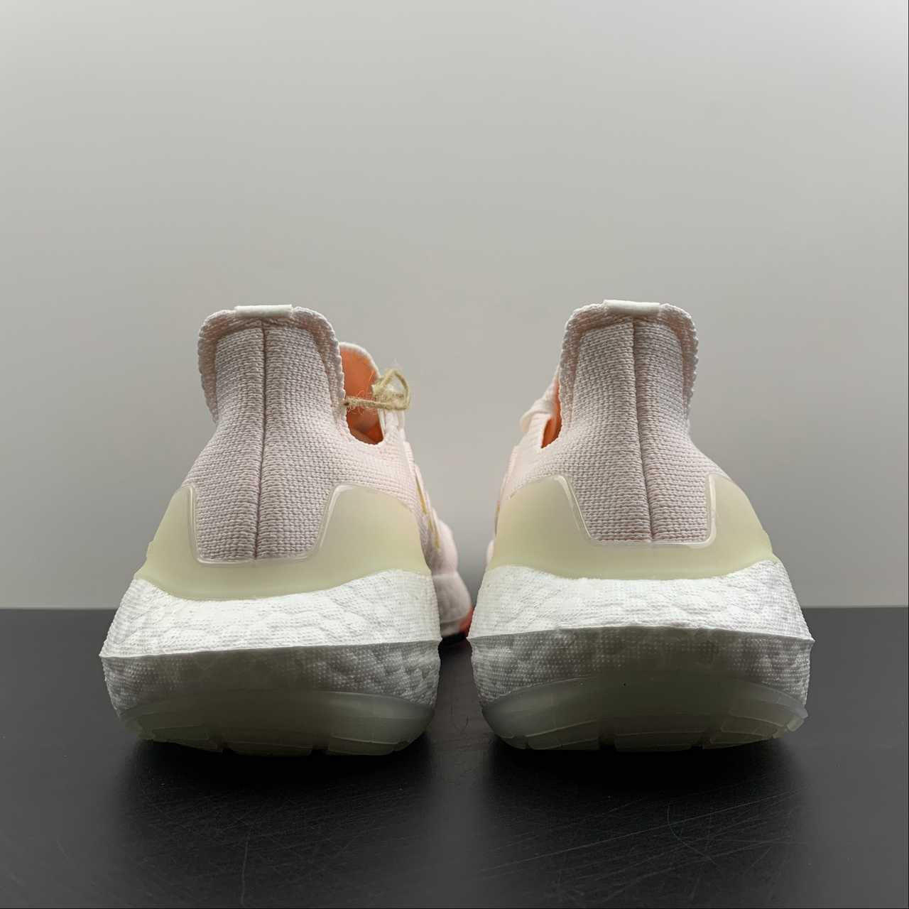 Adidas Ultraboost 22