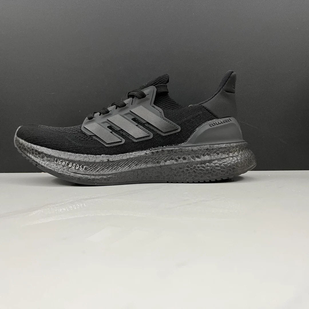 Adidas Ultraboost 5 Preto