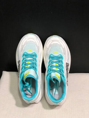 Hoka Mach X