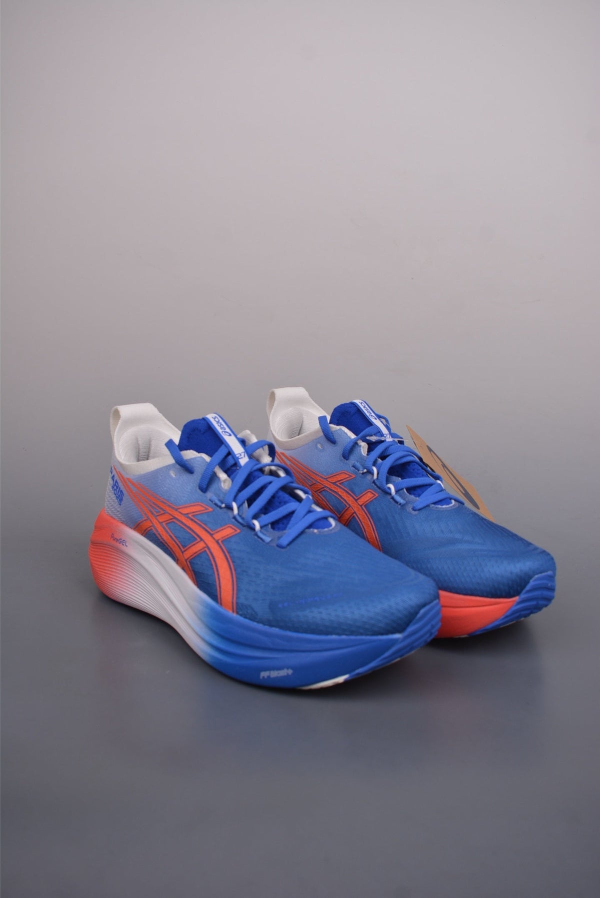 Asics Gel Nimbus 27 - Paris