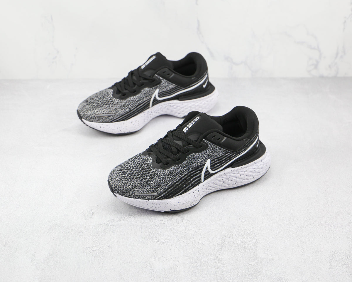 Nike Air ZoomX Invencible Run FK