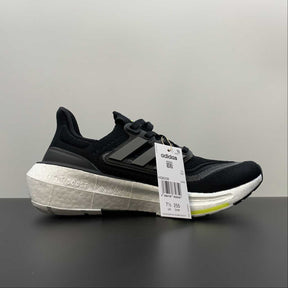 Adidas Ultraboost Light 23