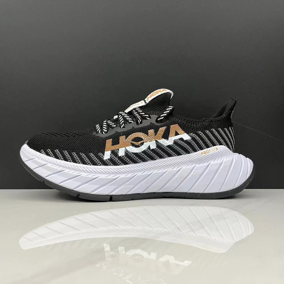 Hoka Carbon X3