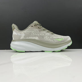 Hoka Clifton 9