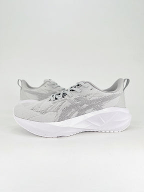 Asics Novablast 5