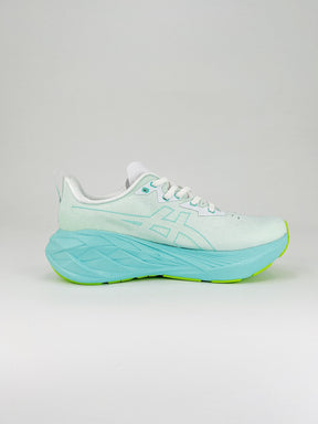Asics Novablast 4