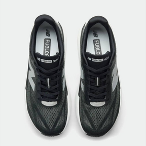 New Balance Fuelcell Rebel V5 - Preto/Branco