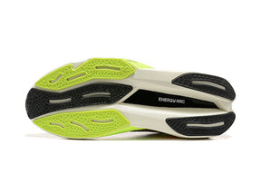 New Balance SC Elite V4