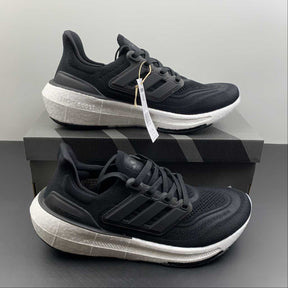 Adidas Ultraboost Light 23