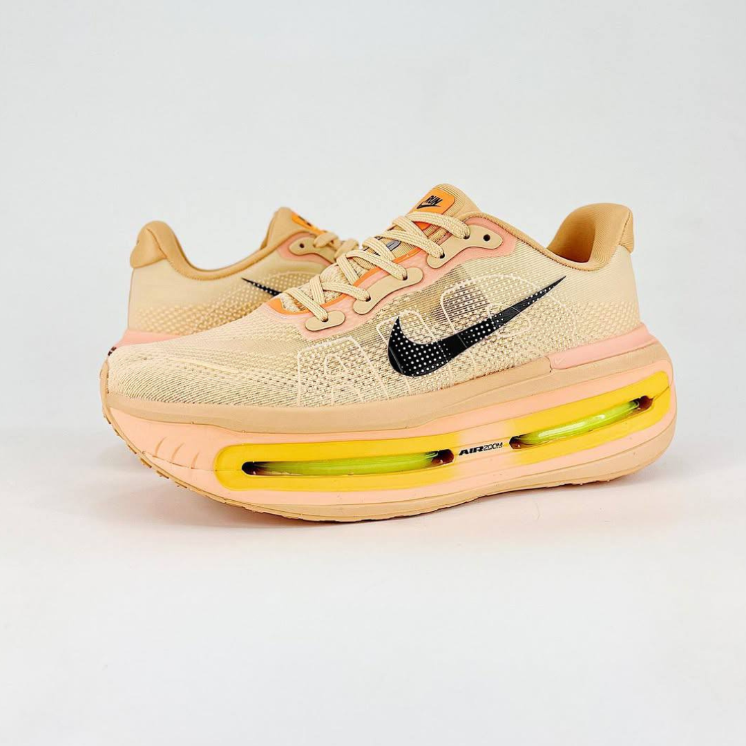 Nike Vomero Premium - Laranja/Preto